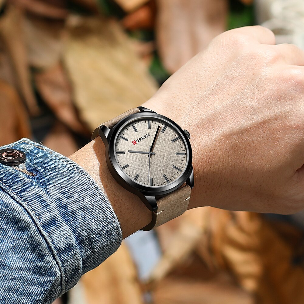 Men's Classic Simple Quartz Leather Wristwatch