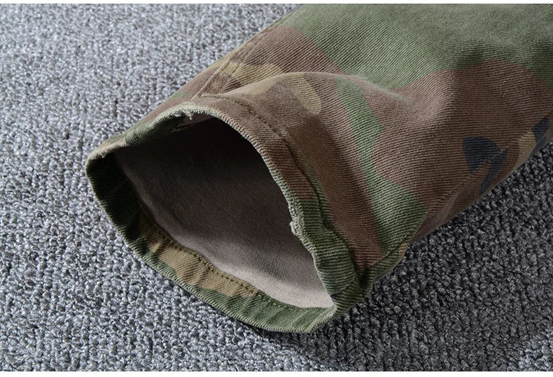 Men's Camouflage Cargo Jeans